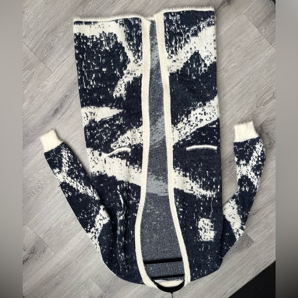 SAGE The Label Monochrome Women's Cardigan Size M - Picture 4 of 16